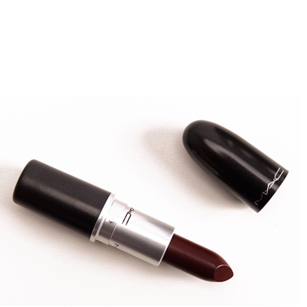 MAC MATTE LIPSTICK - LIVING LEGEND